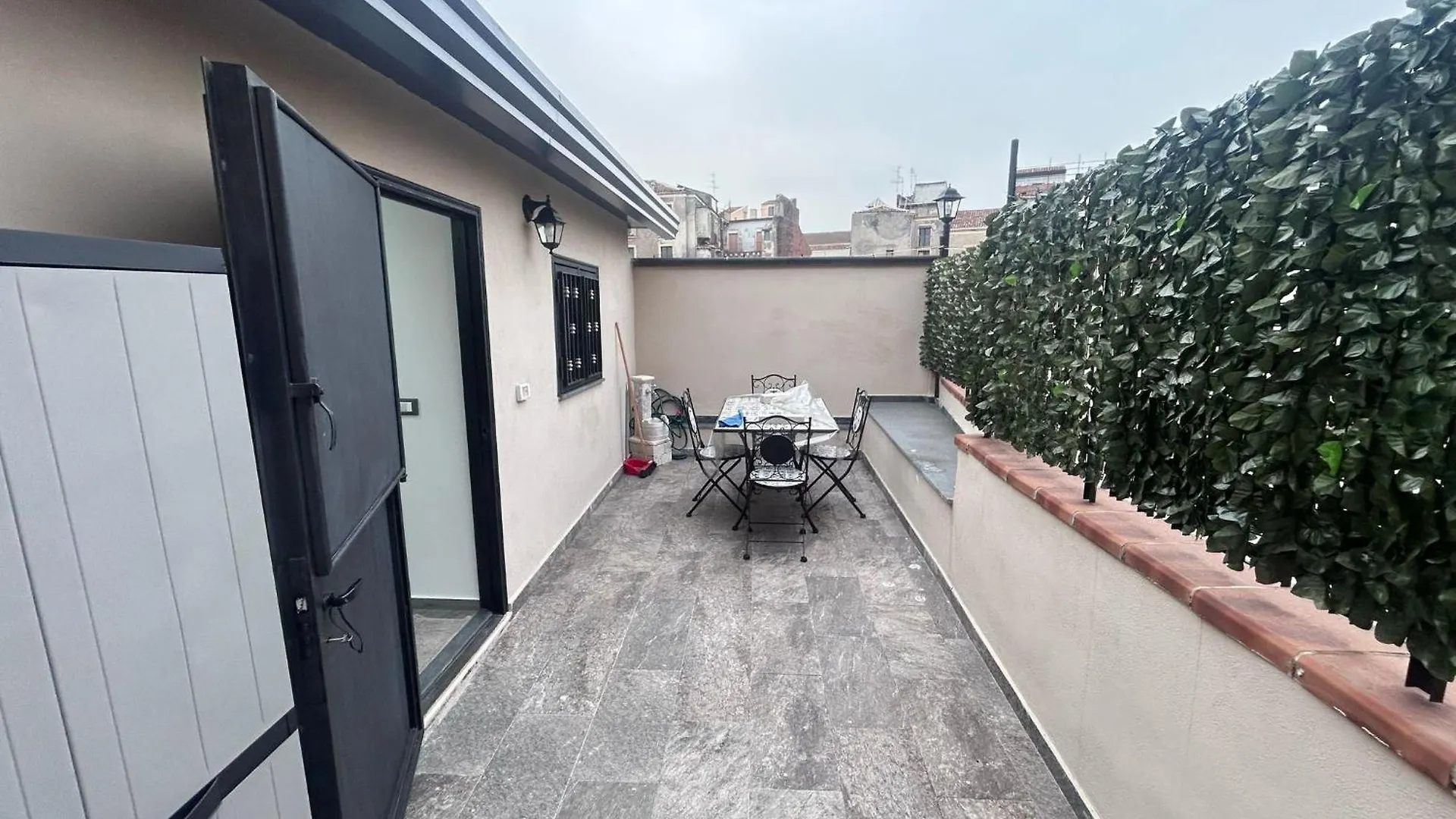 Dogana Apartament Catania 0*,  Italy